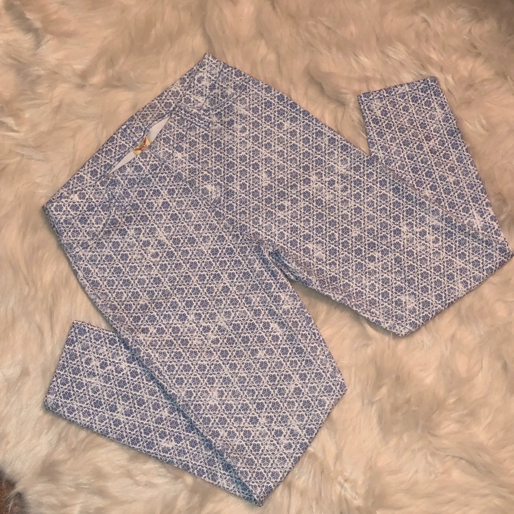 Light Blue & White Patterned Jeggings